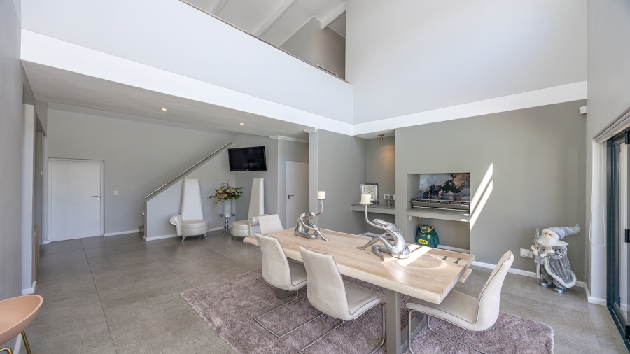 4 Bedroom Property for Sale in Parklands North Western Cape